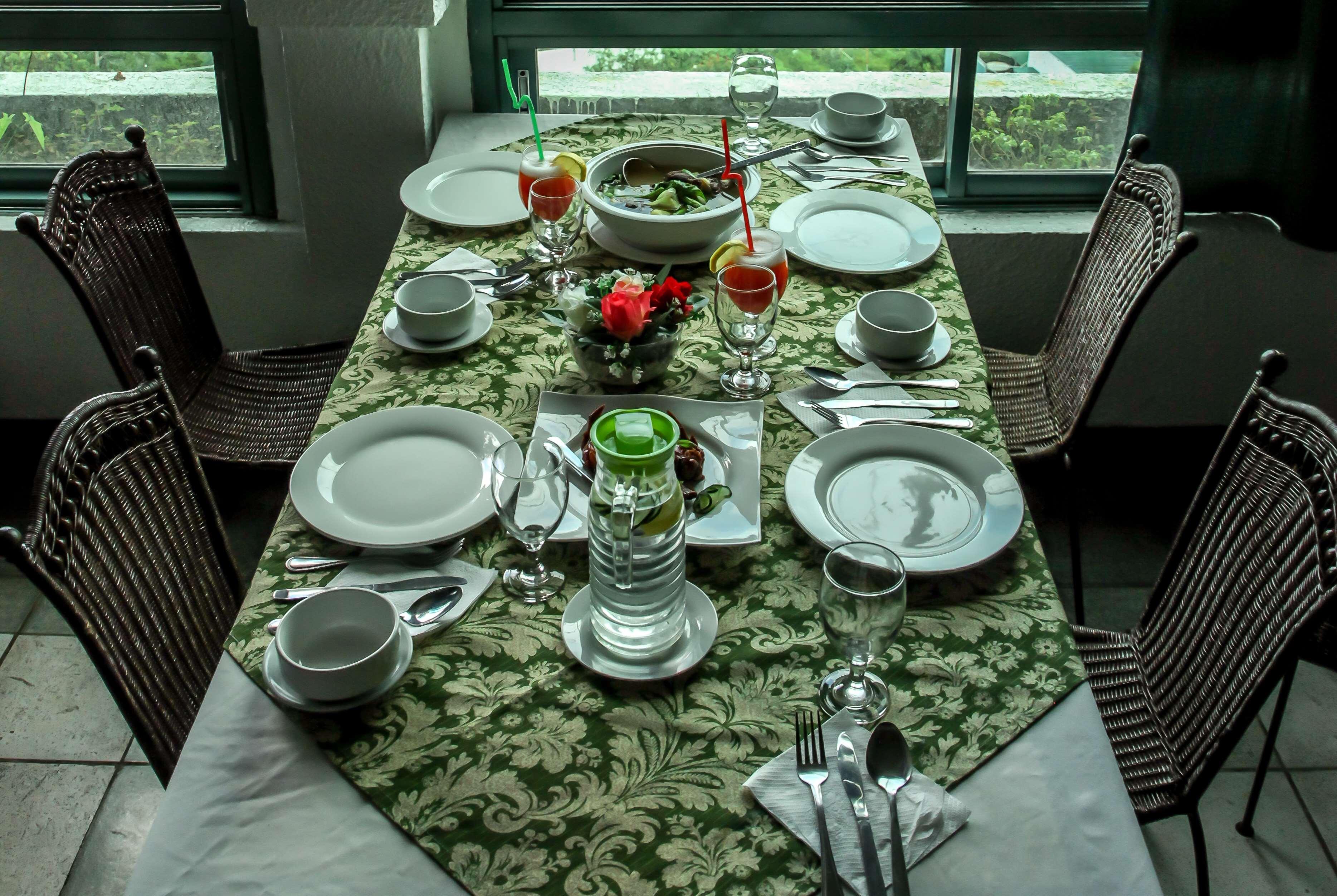 Days Hotel Tagaytay تاجيتاي المظهر الخارجي الصورة