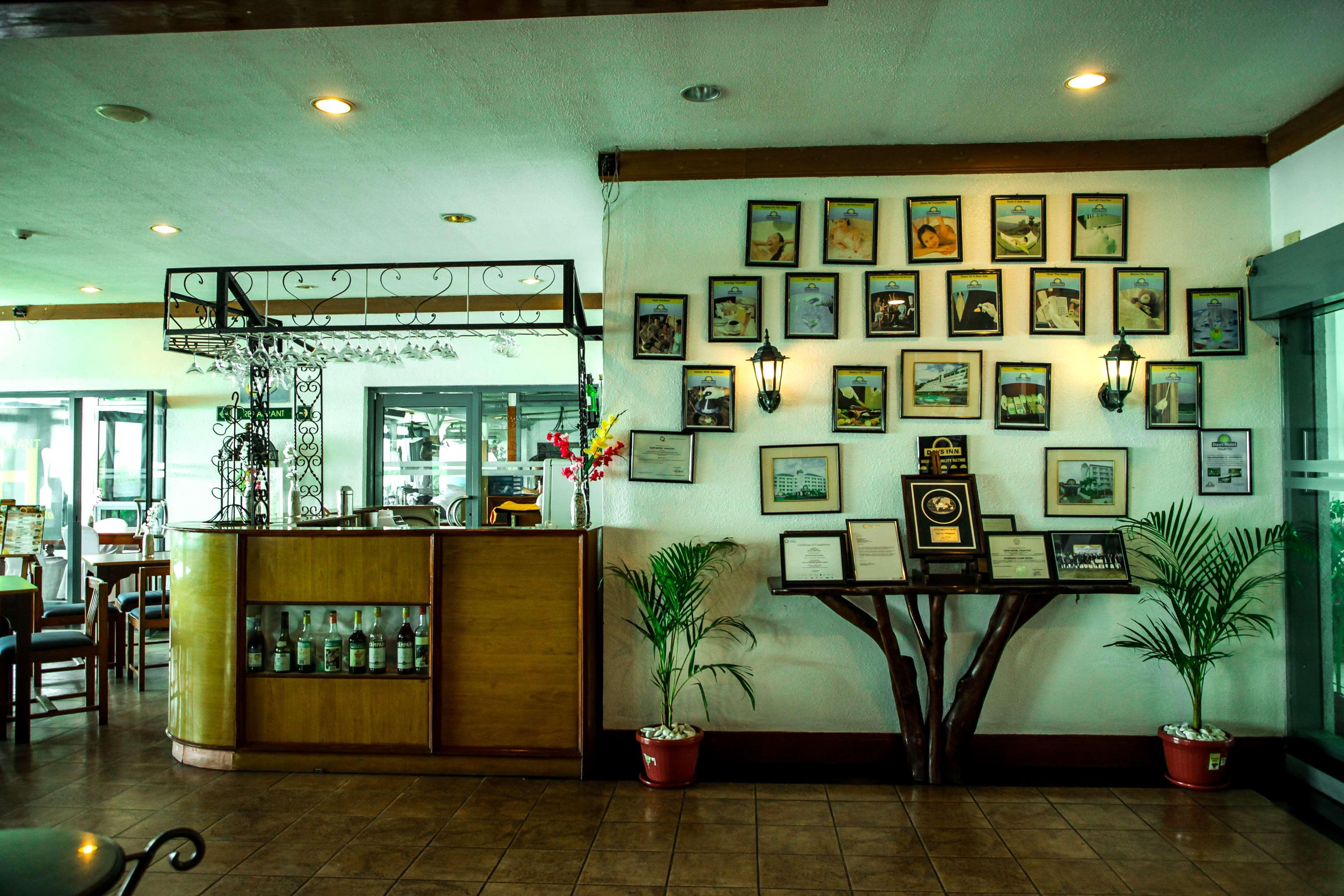 Days Hotel Tagaytay تاجيتاي المظهر الخارجي الصورة