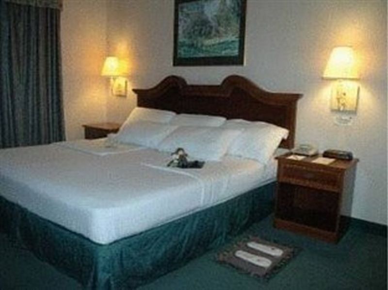 Days Hotel Tagaytay تاجيتاي المظهر الخارجي الصورة