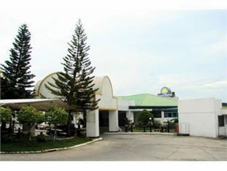 Days Hotel Tagaytay تاجيتاي المظهر الخارجي الصورة