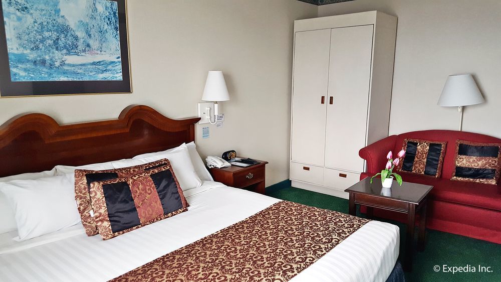 Days Hotel Tagaytay تاجيتاي المظهر الخارجي الصورة