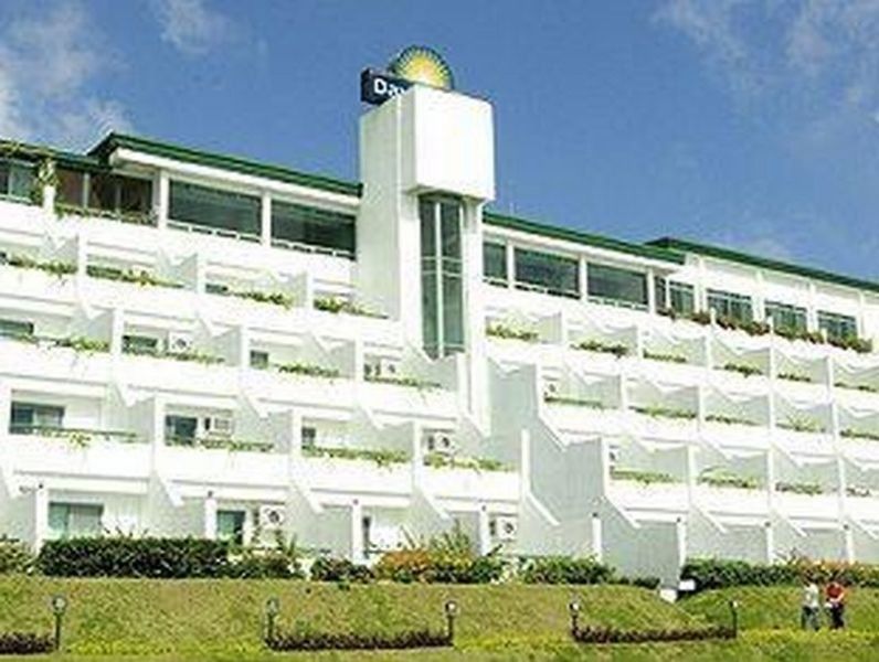 Days Hotel Tagaytay تاجيتاي المظهر الخارجي الصورة
